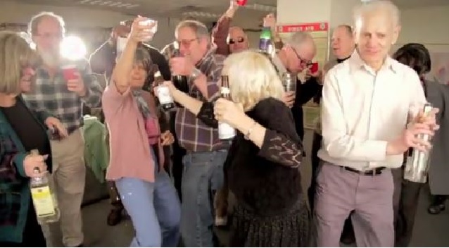 Old People Partying 640x600